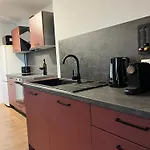 Apartment Komfort-apartment - 93m2 - Zentral - Nähe Stadtpark *