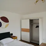 Apartment Komfort-apartment - 93m2 - Zentral - Nähe Stadtpark *