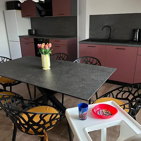 Komfort-apartment - 93m2 - Zentral - Nähe Stadtpark