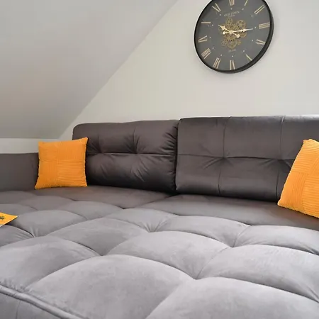 Apartment Komfort-apartment - 93m2 - Zentral - Nähe Stadtpark *