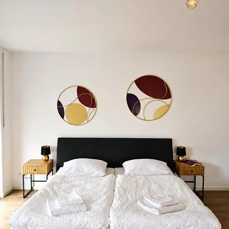 Komfort-apartment - 93m2 - Zentral - Nähe Stadtpark *