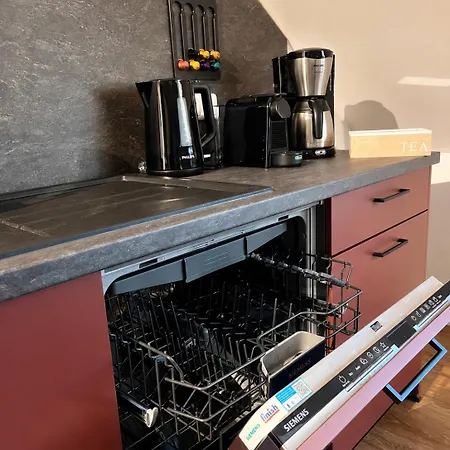 Komfort-apartment - 93m2 - Zentral - Naehe Stadtpark