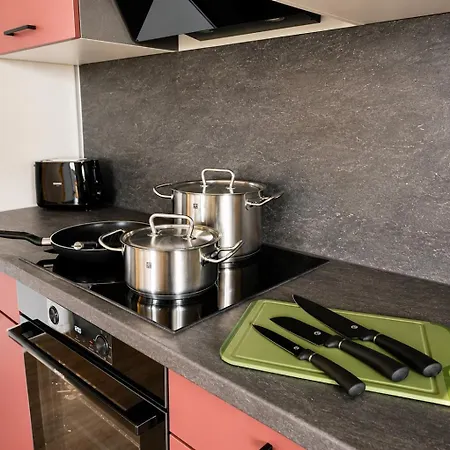 Komfort-apartment - 93m2 - Zentral - Naehe Stadtpark דירה *