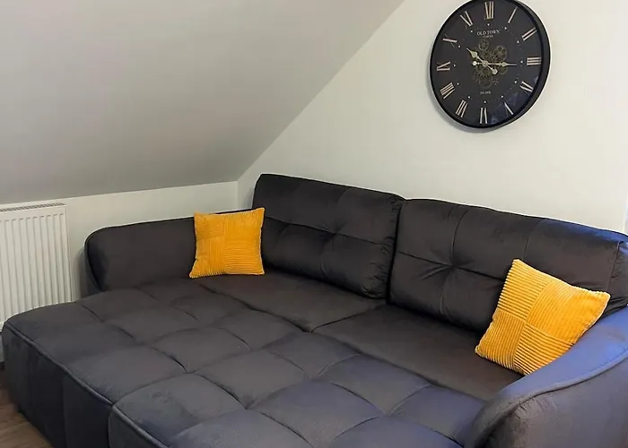 Apartment Komfort-apartment - 93m2 - Zentral - Naehe Stadtpark *