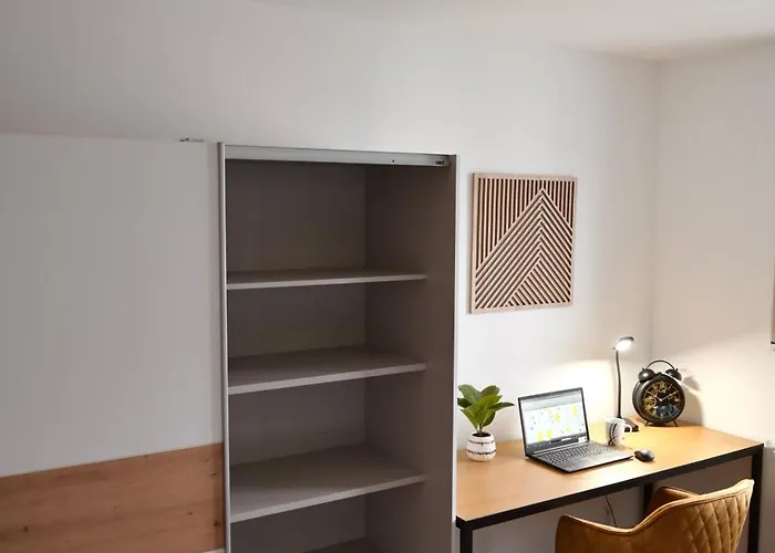 Apartment Komfort-apartment - 93m2 - Zentral - Naehe Stadtpark