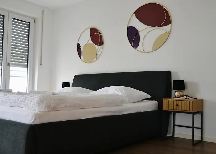 Komfort-apartment - 93m2 - Zentral - Naehe Stadtpark